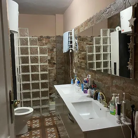 Piso De Dos En El Centro De