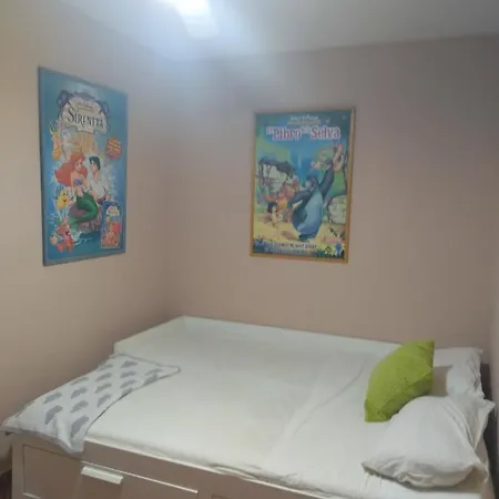 Piso De Dos En El Centro De Apartment